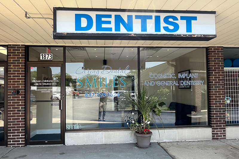 Dentist in Glenview